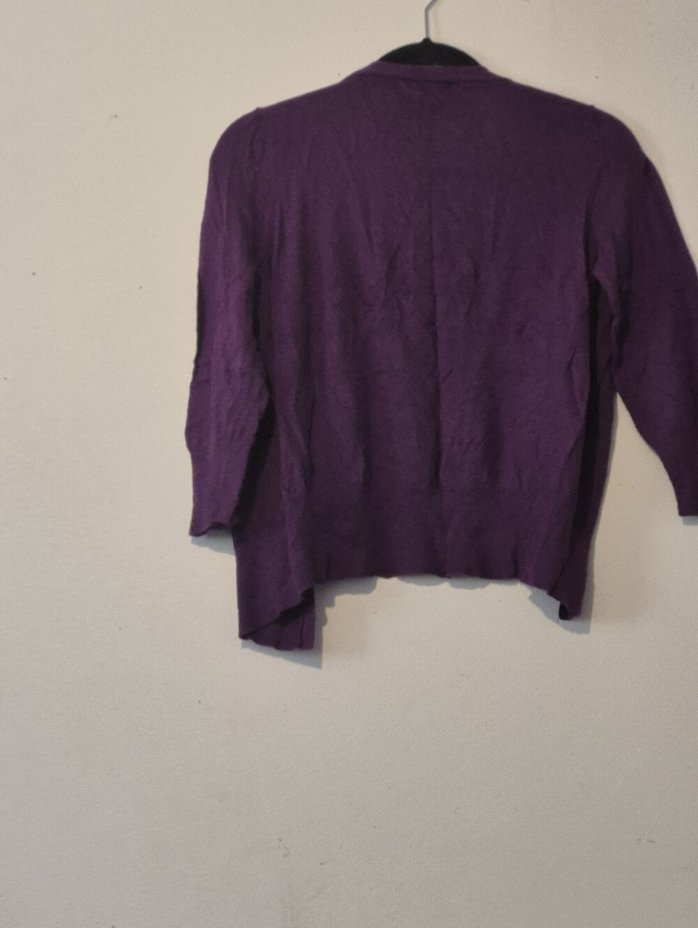 Cardigan - Picture 2 of 4